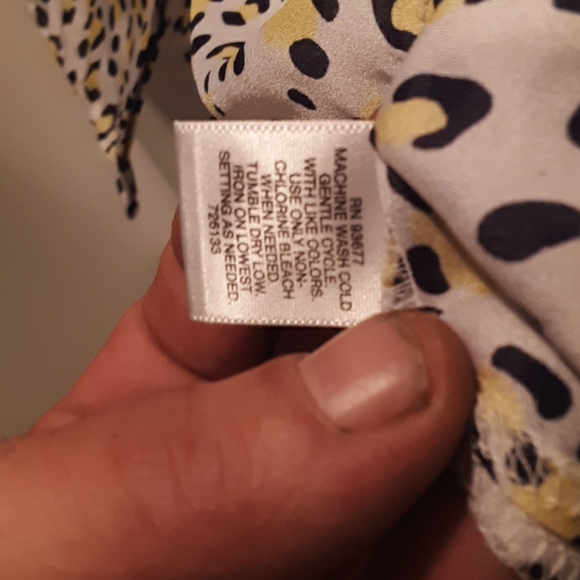 Liz Claiborne cheetah print blouse - Picture 5 of 5